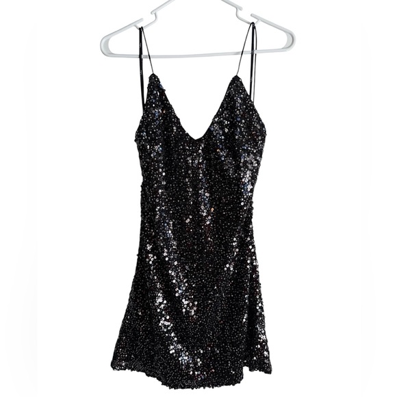 Lulus Sleeveless Open Back Black Sequin Mini Dress Size Small NWT - Picture 3 of 12